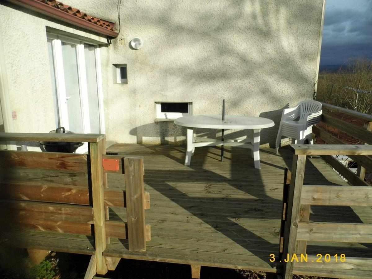 Joli Petit T4 Confortable Au Bord De Leau Vieille-Brioude Exterior foto